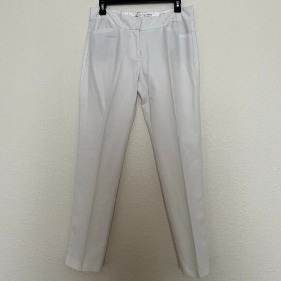 Tahari Pants - Tahari White pants straight legs cotton bland size 8